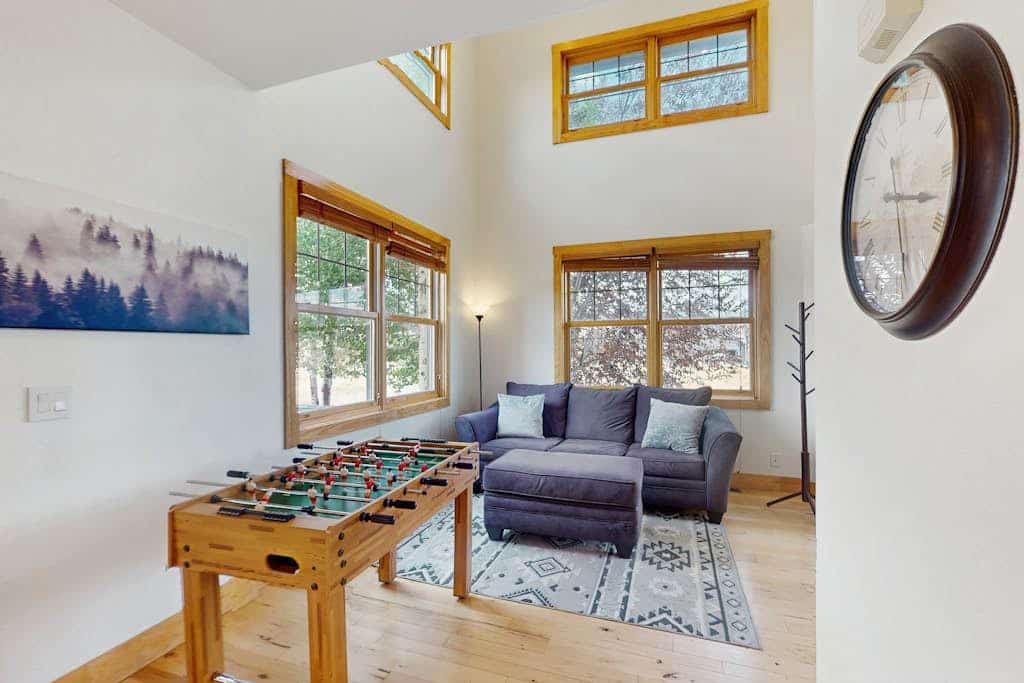 Stunning house w/ mountain views, free WiFi, outdoor activities