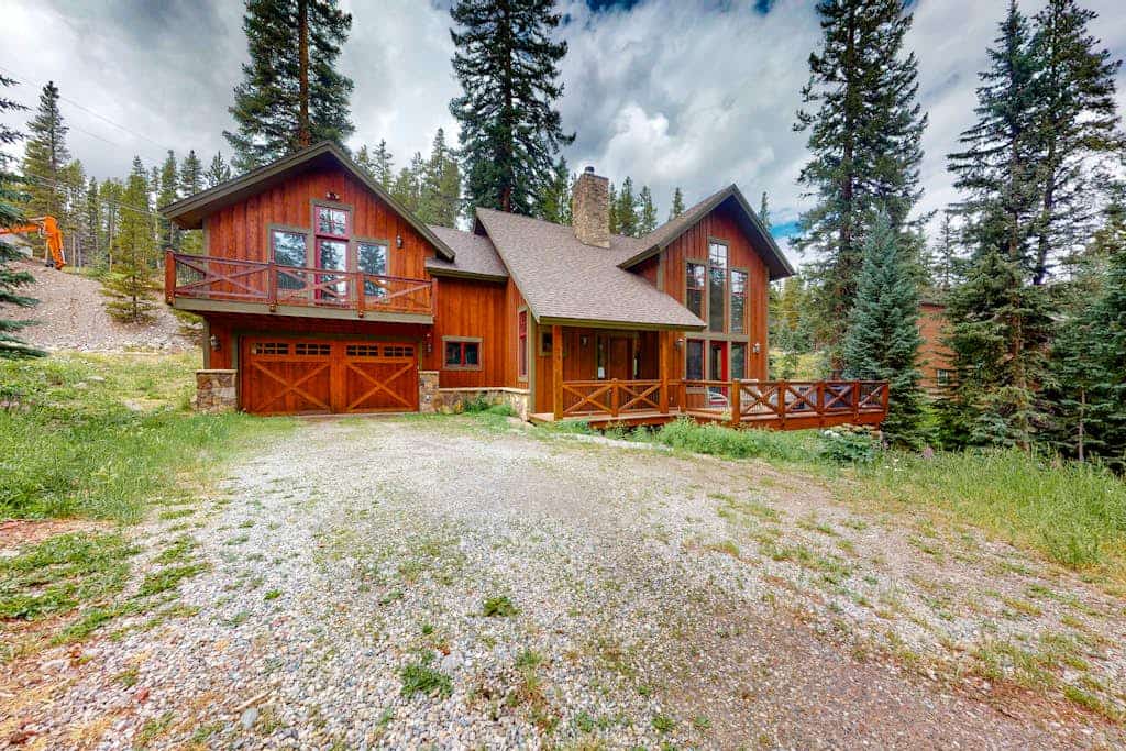 Golden Crown Cabin