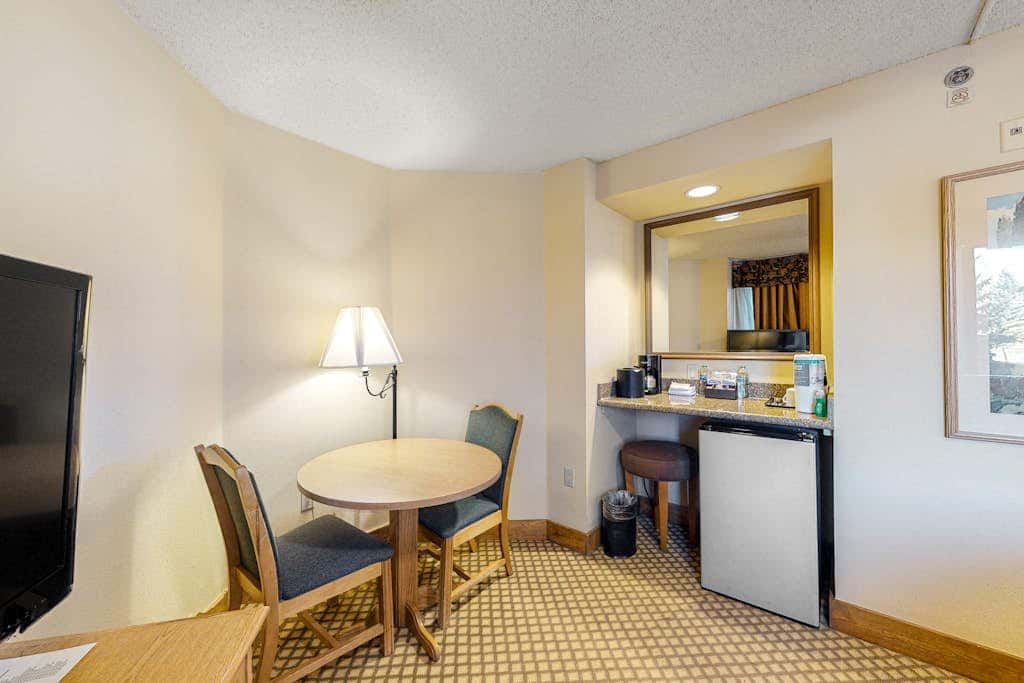 Crested Butte's Dream Studio GL270