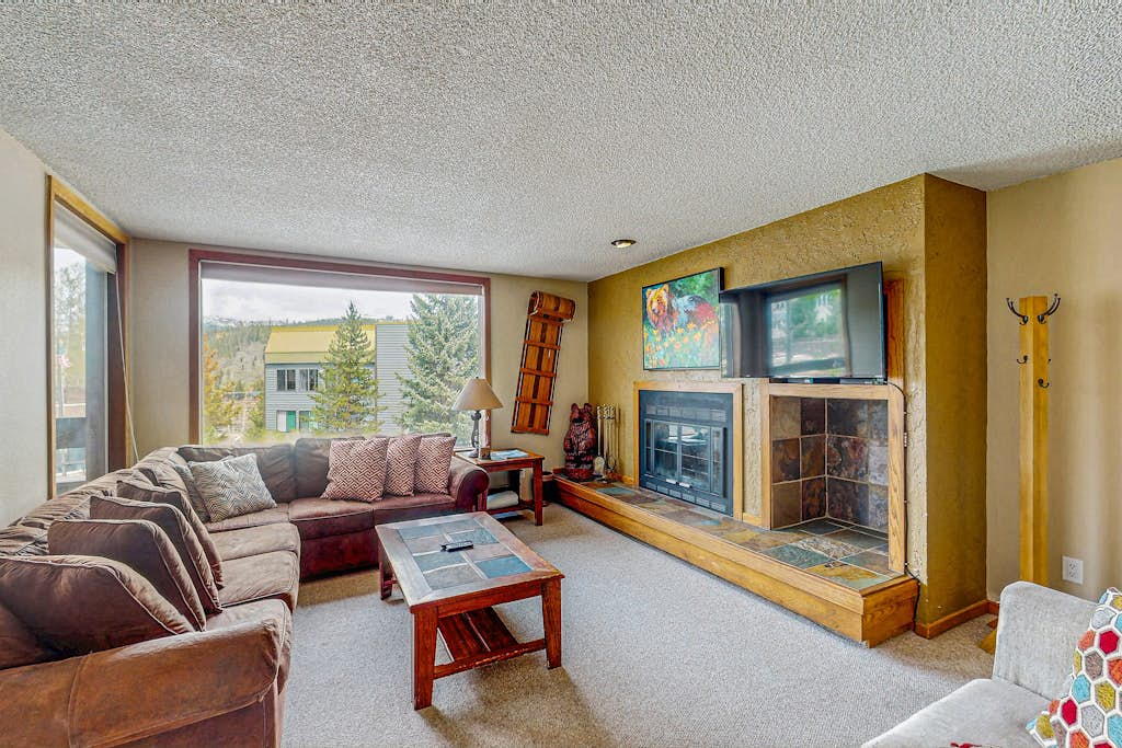 Snowblaze Condominiums C14