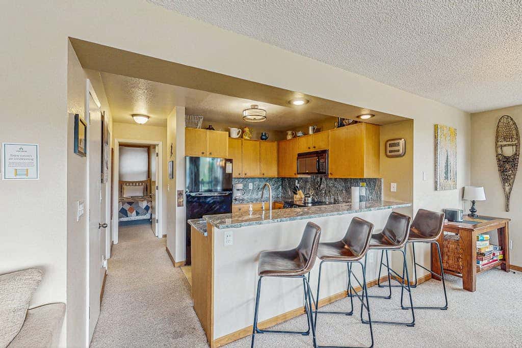 Snowblaze Condominiums C14