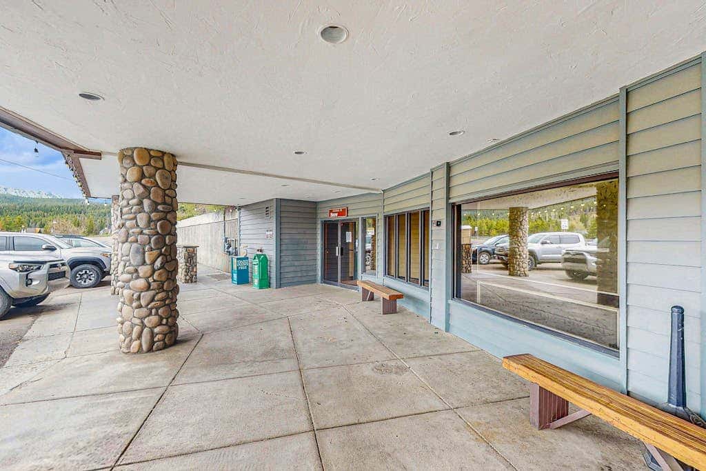 Snowblaze Condominiums C14