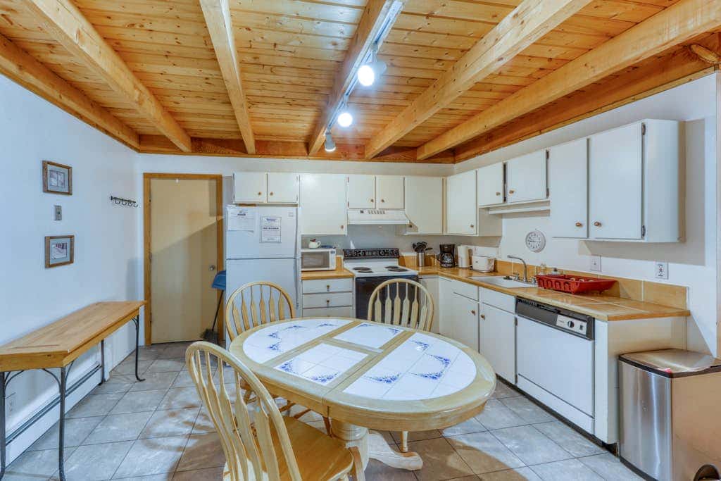 Treehouse 206F