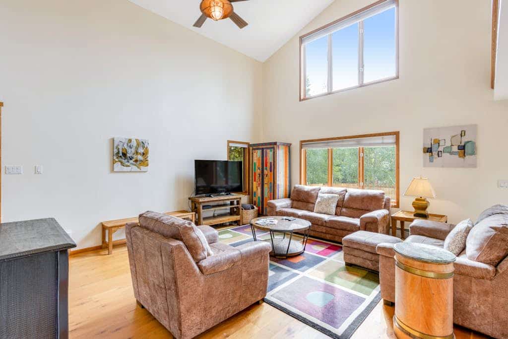 Mountain House + Loft w/Free WiFi, Enclosed Patio, Gas Grill, Cable