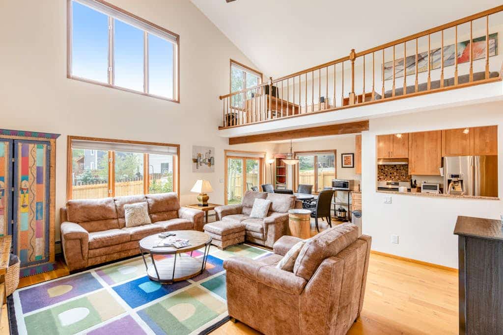 Mountain House + Loft w/Free WiFi, Enclosed Patio, Gas Grill, Cable