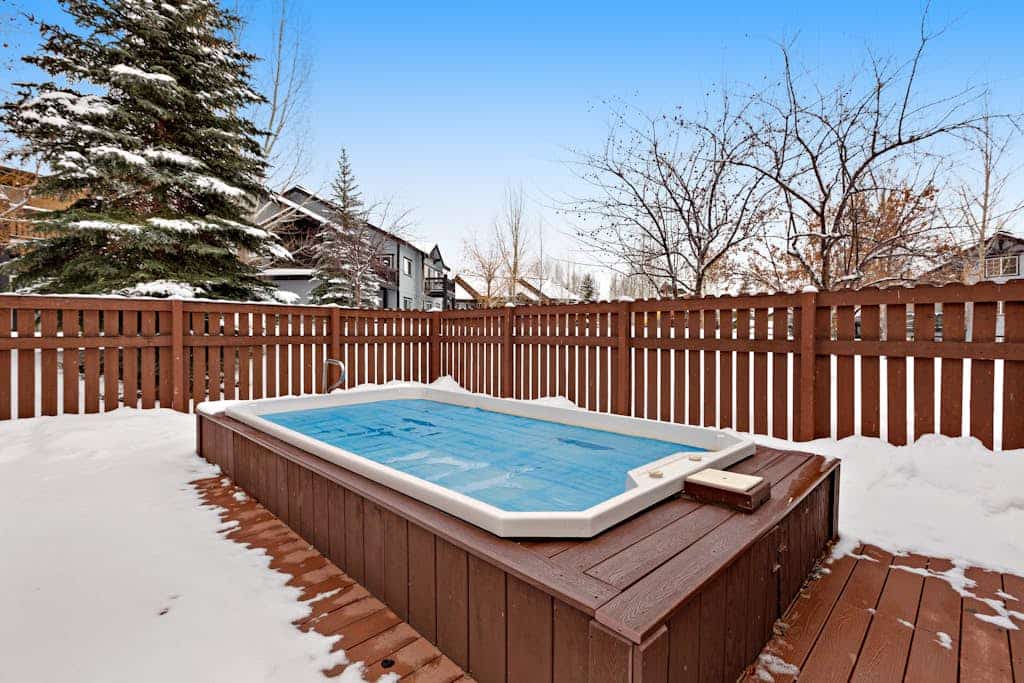 Mountain Retreat with Shared Hot Tub & Playground - Close to Slopes