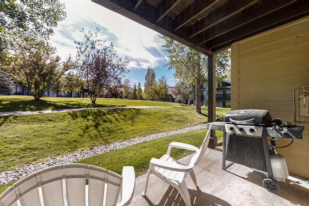 Mountain Retreat with Shared Hot Tub & Playground - Close to Slopes