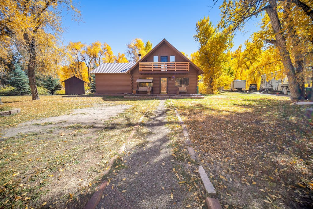 Brown Bear Cabin