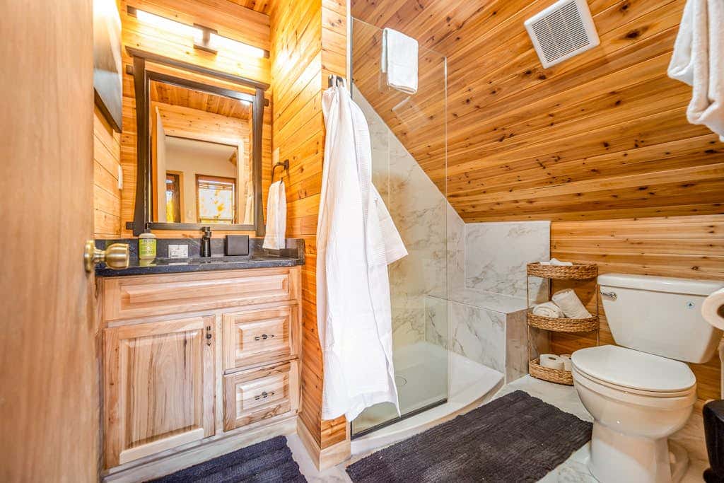 Brown Bear Cabin