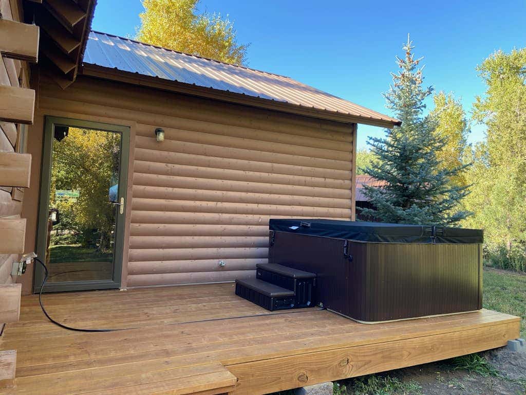 Brown Bear Cabin