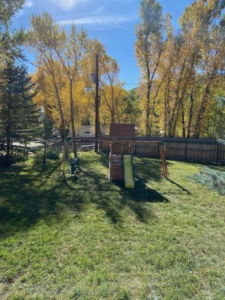 Brown Bear Cabin
