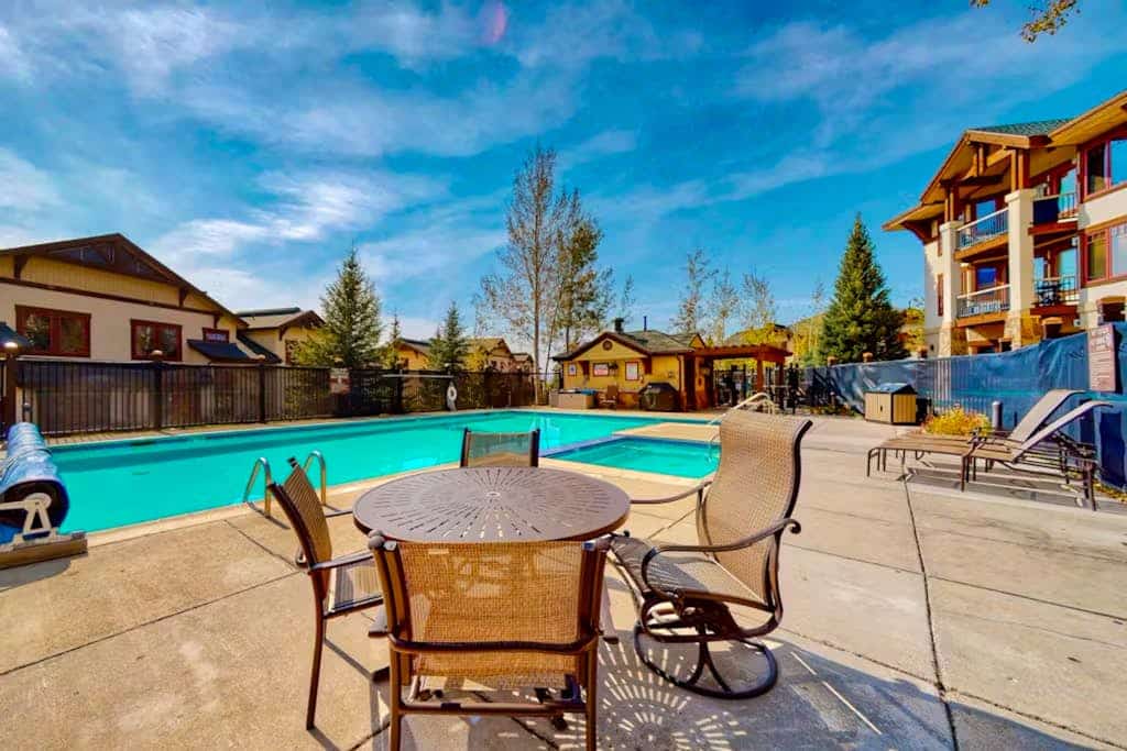 1455 EagleRidge Luxury Townhome w/ Shared Pool and Hot Tub, Fitness Center, and Firepit