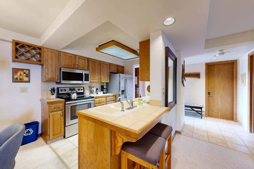 Torian Plum Plaza 506