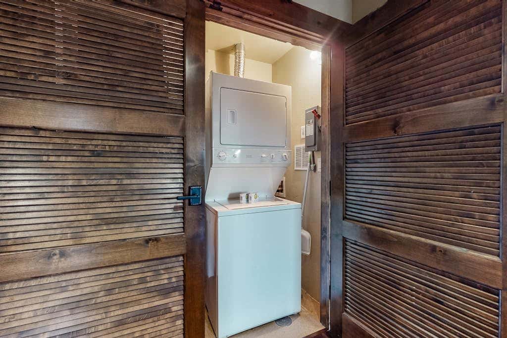 Trailhead Lodge 3119