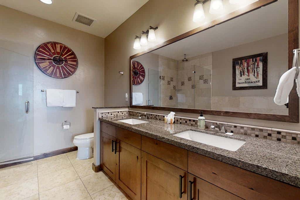 Trailhead Lodge 5117