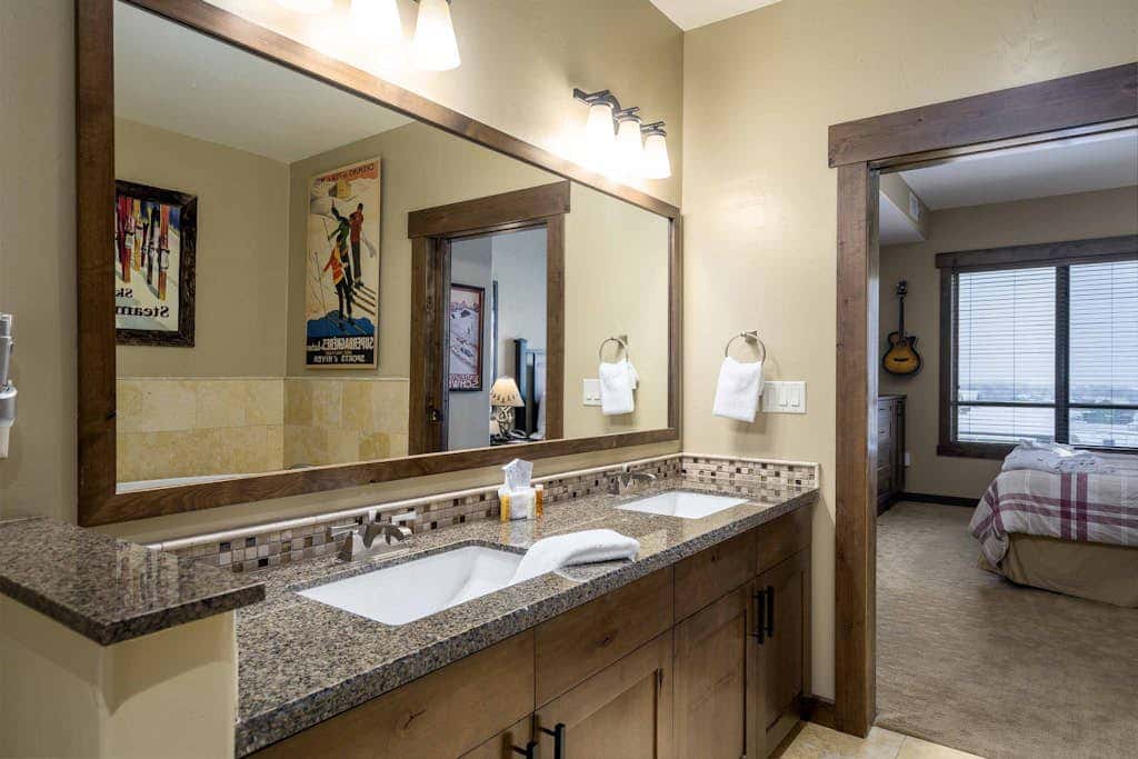 Trailhead Lodge 5117