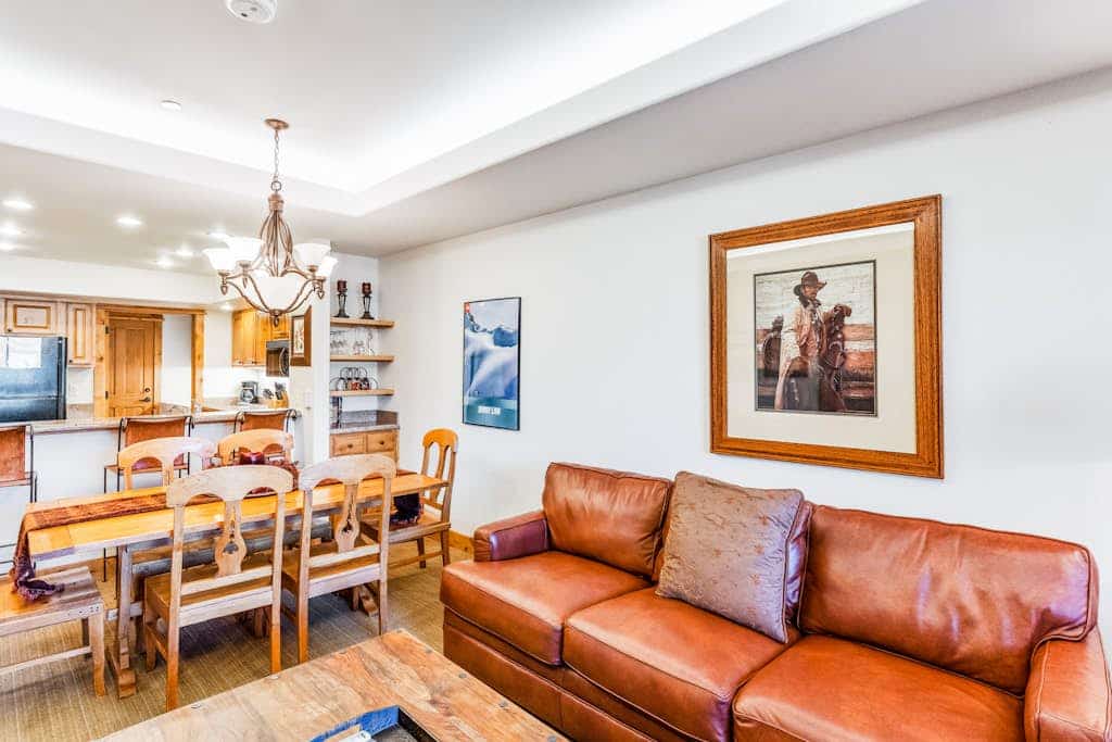 Roomy condo w/ on-site fitness center & shared pool - short walk to the gondola