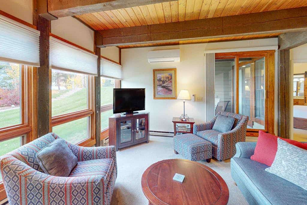 Ground-floor Steamboat condo near ski lifts with pool & hot tub