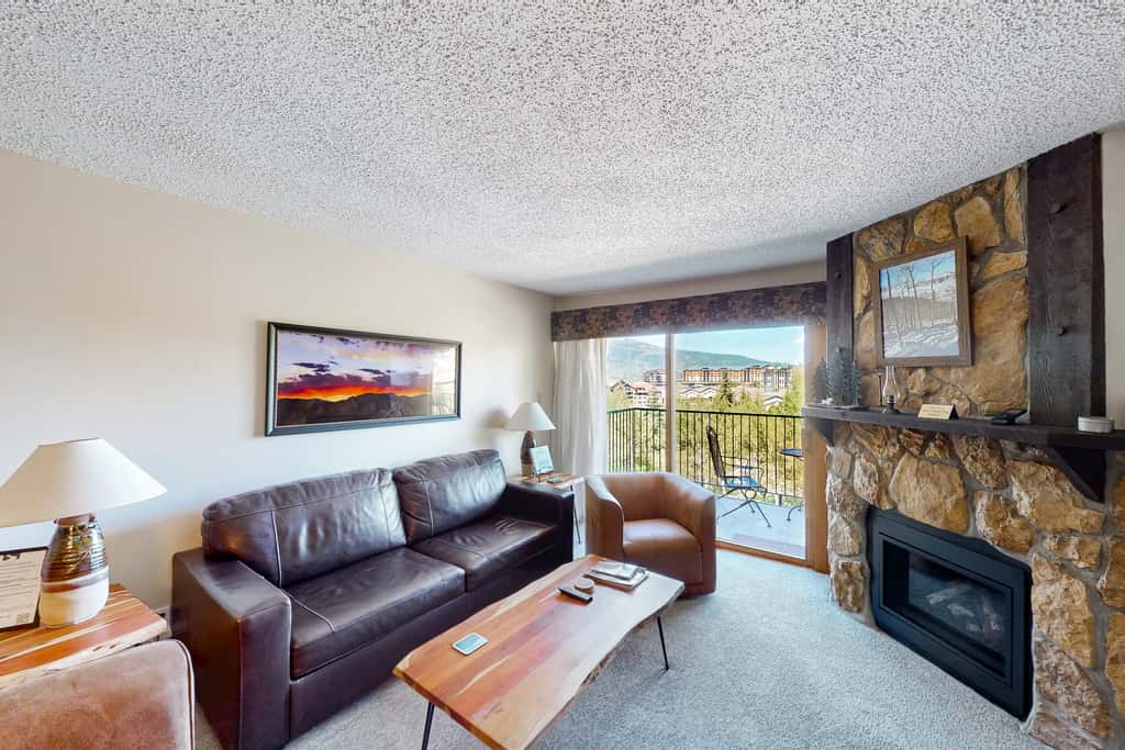 Ski Inn 222