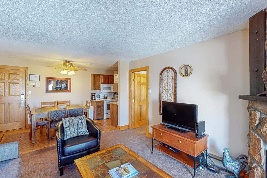 Ski Inn 223