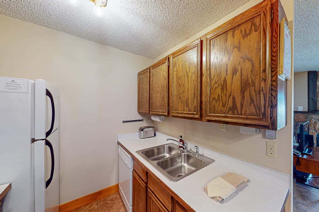 Ski Inn 223
