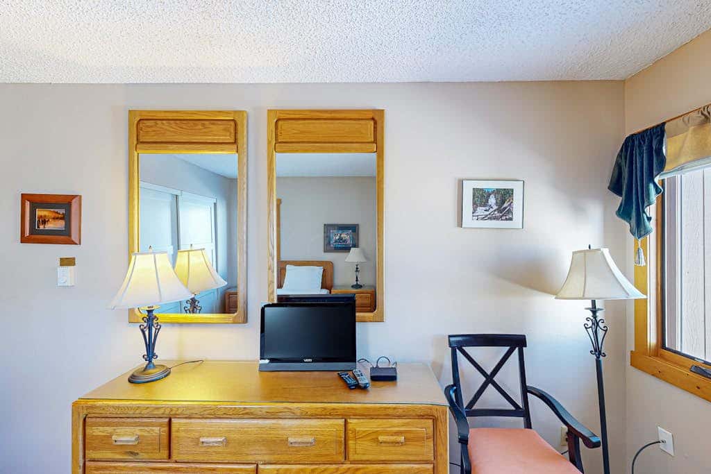 Ski Inn 223