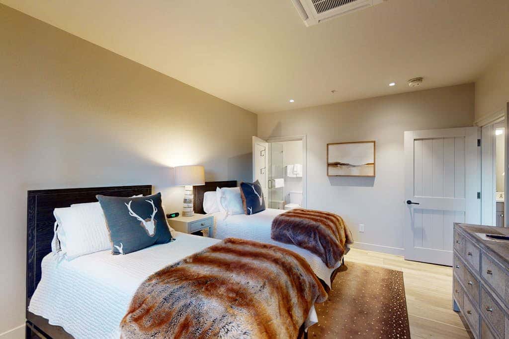 Torian Plum Creekside 714