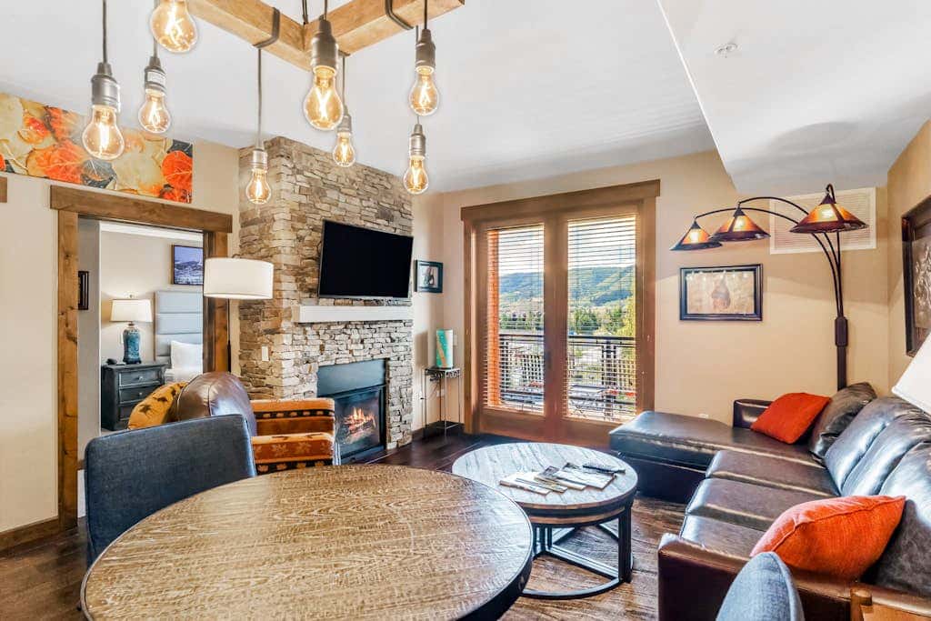 Trailhead Lodge 4110
