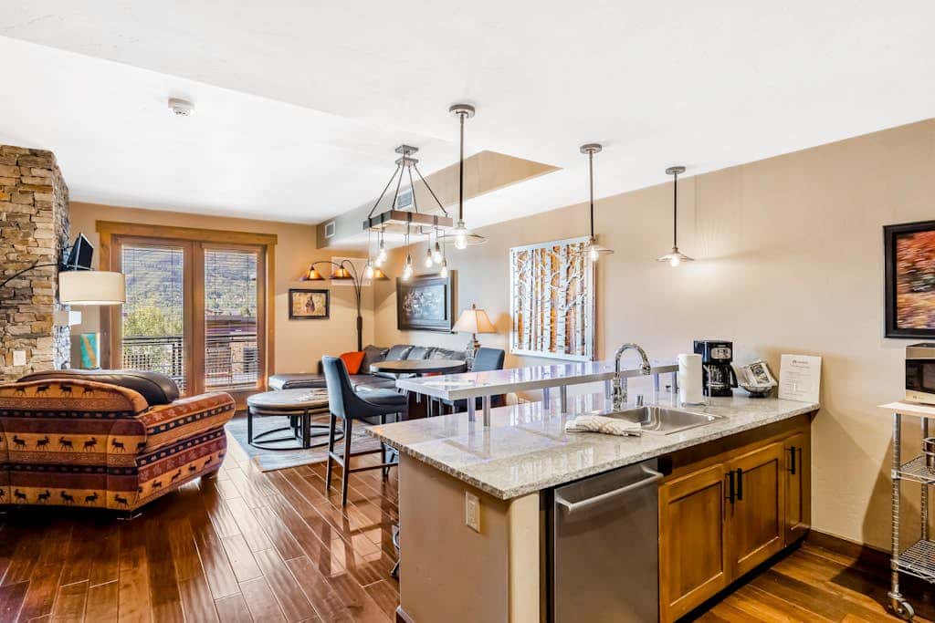 Trailhead Lodge 4110