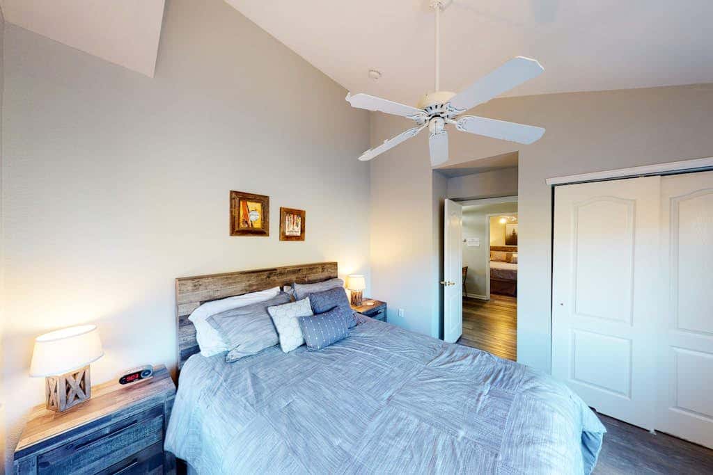 Crazy Horse Condo
