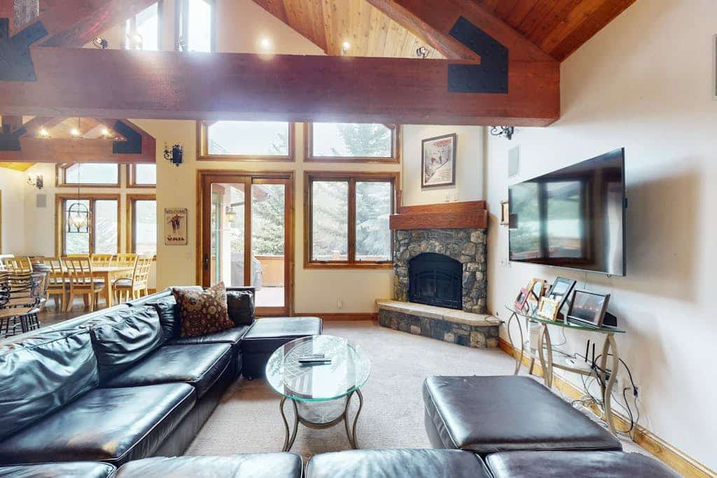 Huge Multi-Level Home with Hot Tub, Separate Studio Apartment & Vail Views