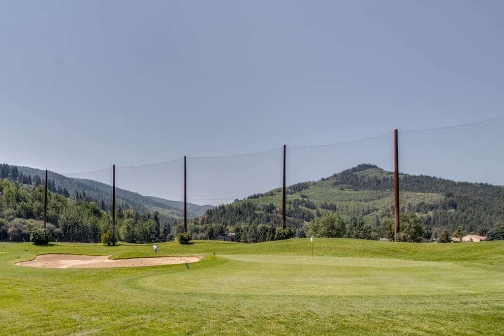 Stunning Modern Condo on Golf Course with Mountain Views - Close to Vail