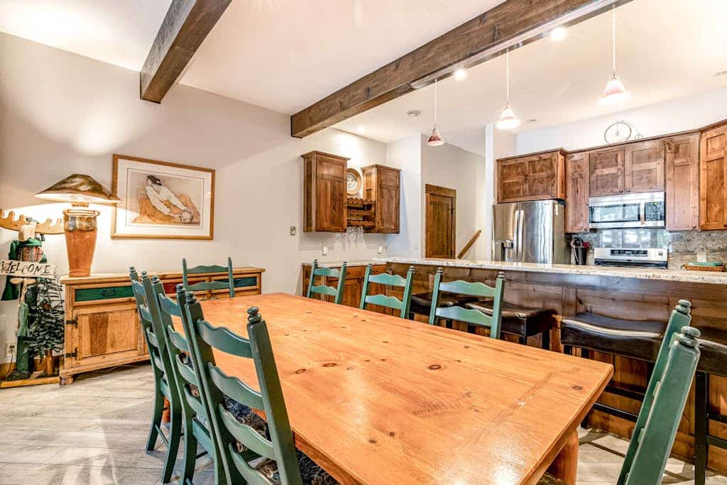 Ground Floor Mountain Condo with Shared Pool & Hot Tub - Free Ski Shuttle