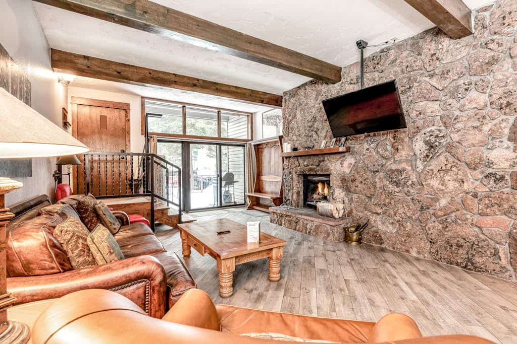 Ground Floor Mountain Condo with Shared Pool & Hot Tub - Free Ski Shuttle