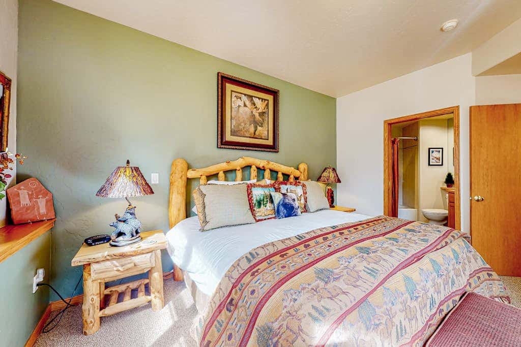 Evergreen Retreat, Unit 101