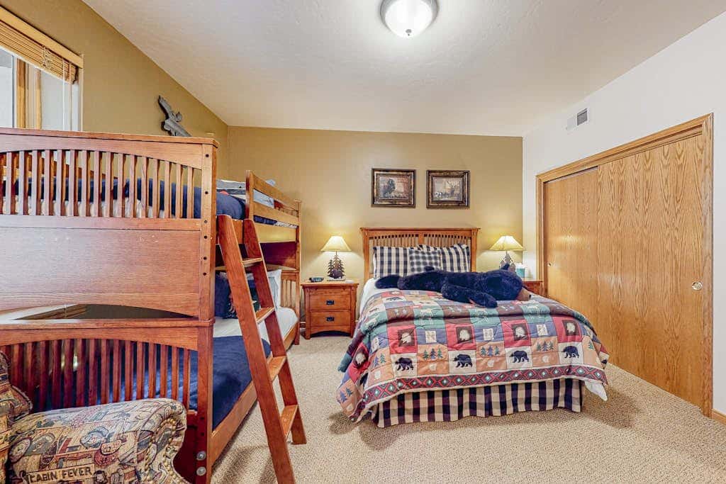 Evergreen Retreat, Unit 101