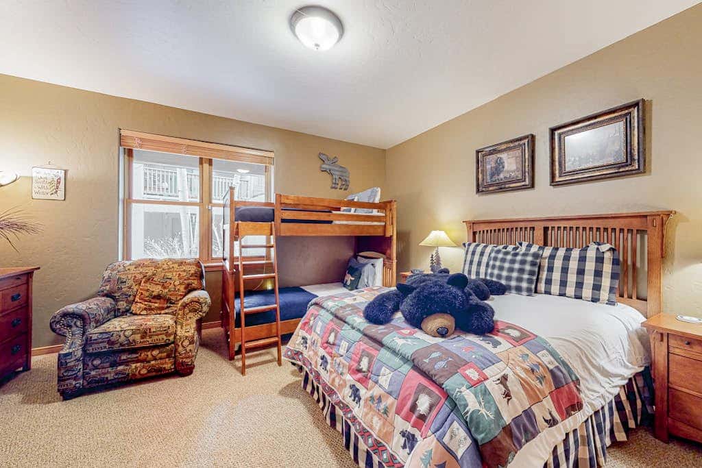Evergreen Retreat, Unit 101