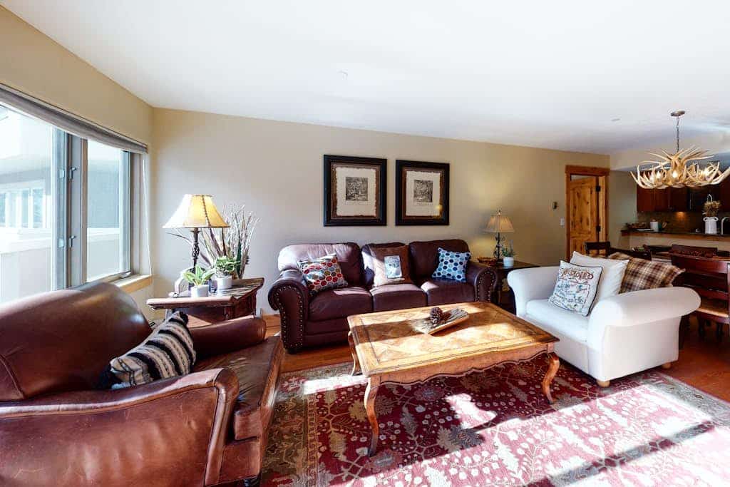 Mountain Condo w/ Balcony, Fireplace, Shared Pool, & Hot Tub - Walk to Lifts