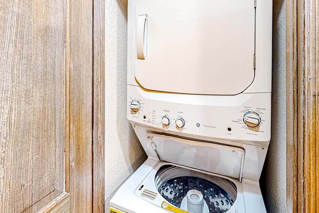 Aspenwood Lodge, Unit 203