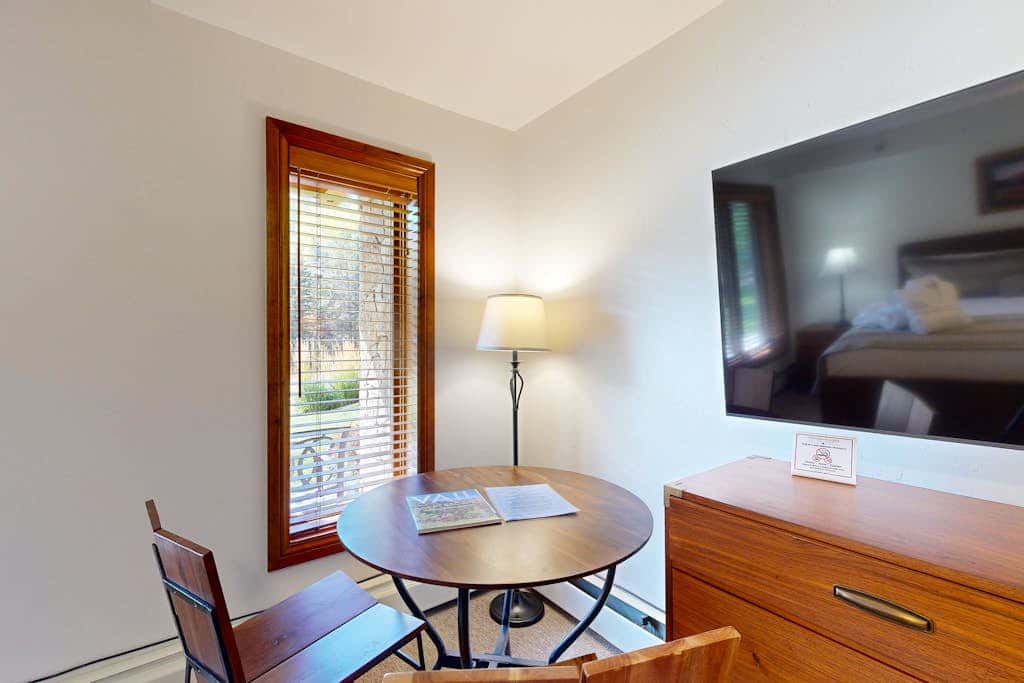 Lion Square Lodge South 176