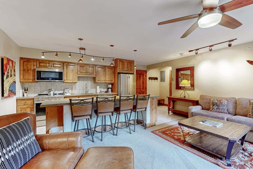 Lion Square Lodge South 258