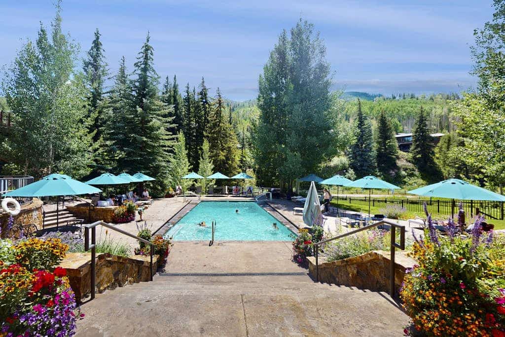 Ski-In/Out Condo w/ a Fireplace, Built-In Ski Boot Dryer, Shared Pool, Hot Tubs