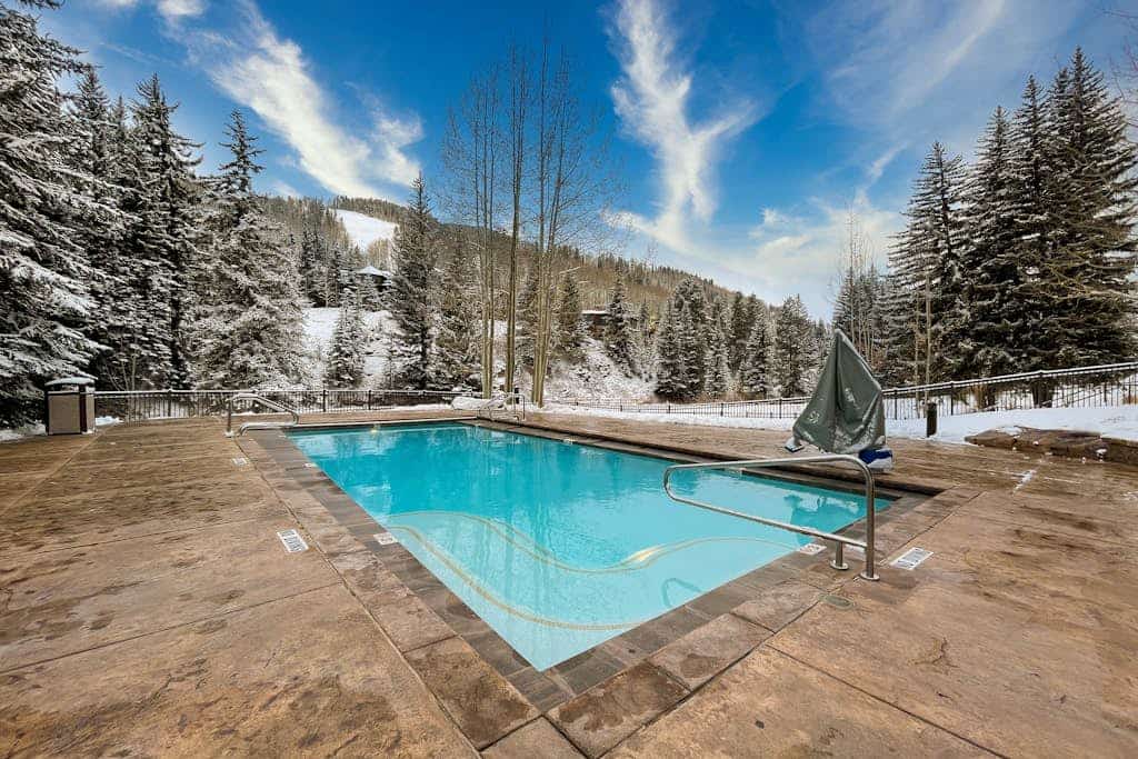 Ski-in/out Condo w/ Three Decks, Fireplace, WiFi & Shared Pool/Hot Tub/Laundry