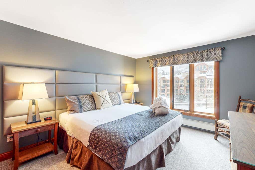 Lion Square Lodge South 572