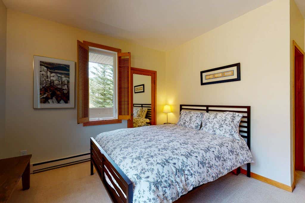 Sun Vail 31B