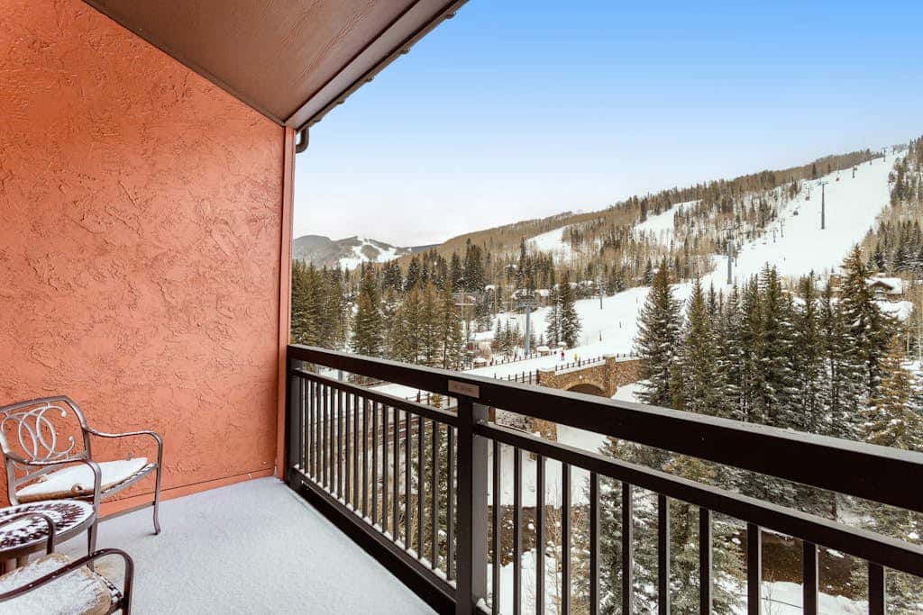Lion Square Lodge South 750A