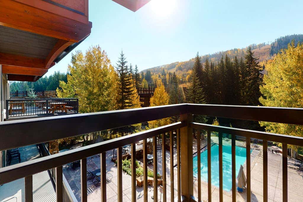 Lion Square Lodge South 750A