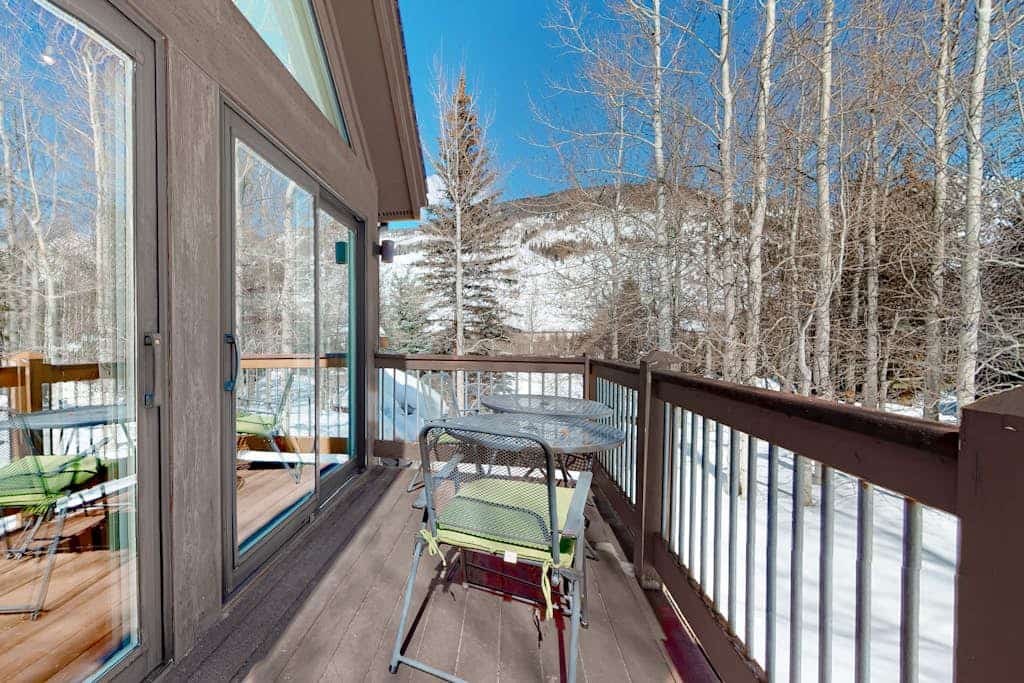 Modern mountain duplex with private hot tub, fireplaces, & National Forest views