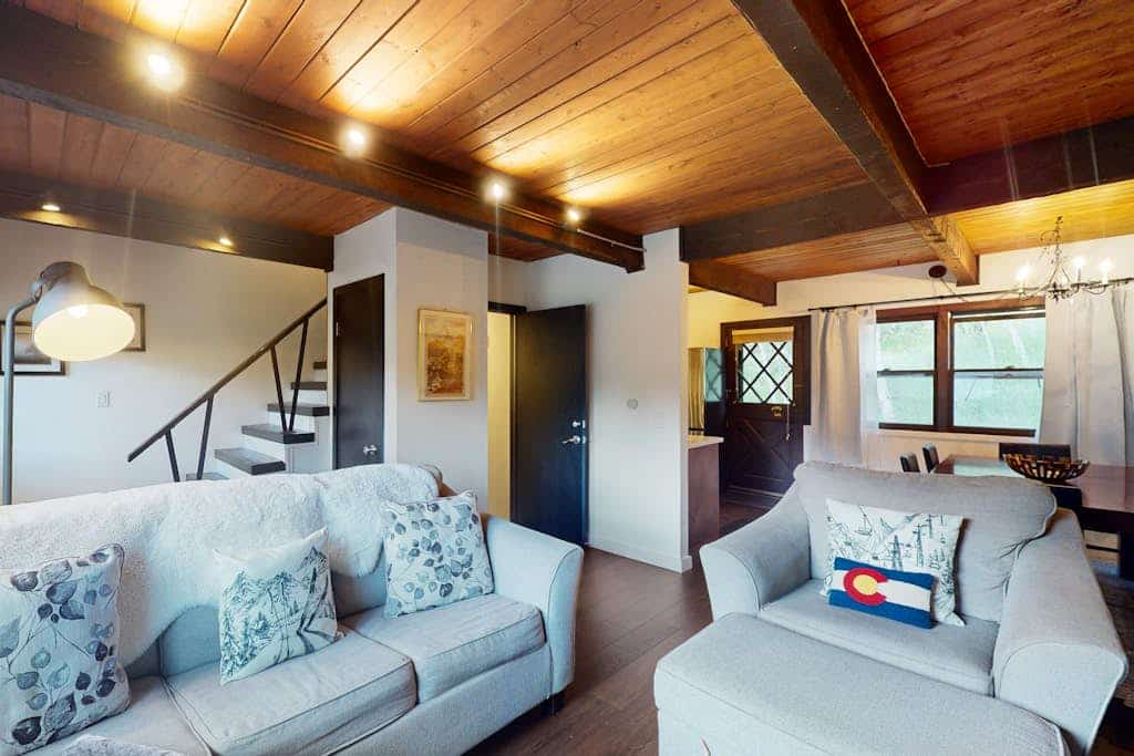 Remodeled, mountain view townhome with patio, fireplace & great location