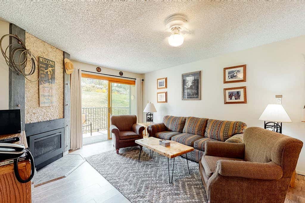 Ski Inn 226